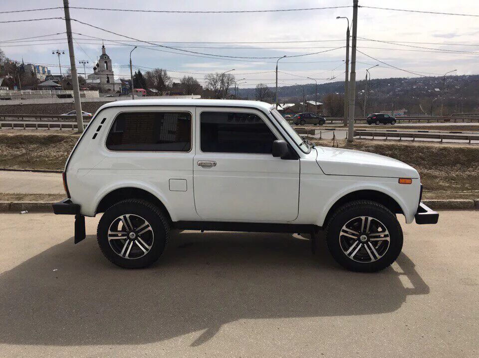 Нива на литье фото Вопрос по колёсам - Lada 4x4 3D, 1,7 л, 2010 года колёсные диски DRIVE2
