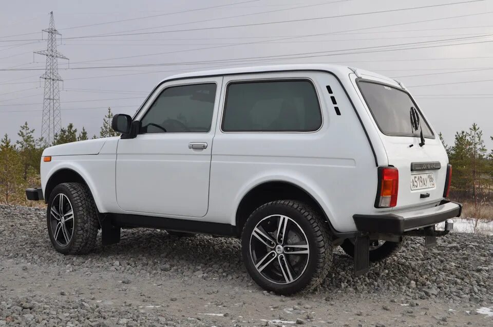 Нива на литых дисках 16r фото Winter Look : K&K Prime 17" - Lada 4x4 3D, 1,7 л, 2014 года колёсные диски DRIVE