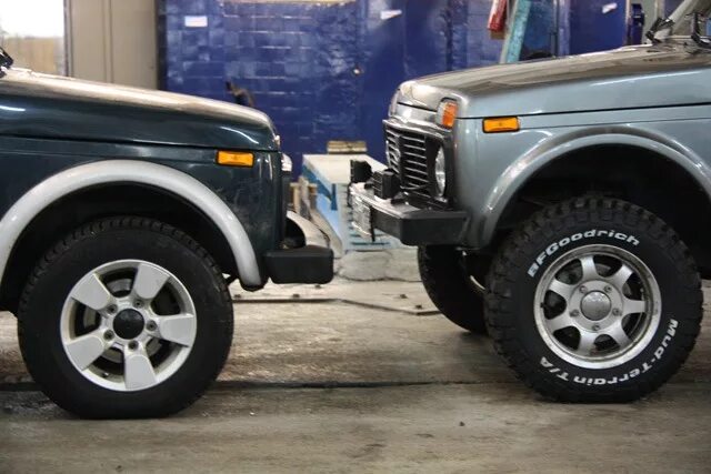 Нива на проставках фото ДИСКОВ ВЫБОР НЕ ВЕЛИК, ОДНА ЕРУНДА! - Lada 4x4 3D, 1,7 л, 1977 года колёсные дис