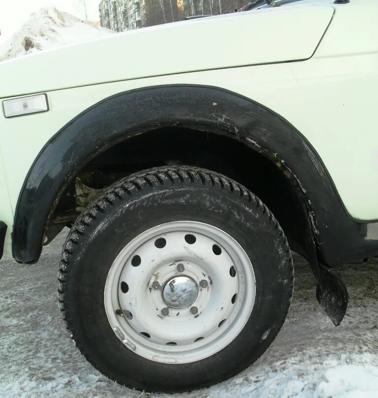 Нива на резине 205 55 16 фото Очередые колеса для наследия - Lada 4x4 3D, 1,7 л, 1998 года шины DRIVE2