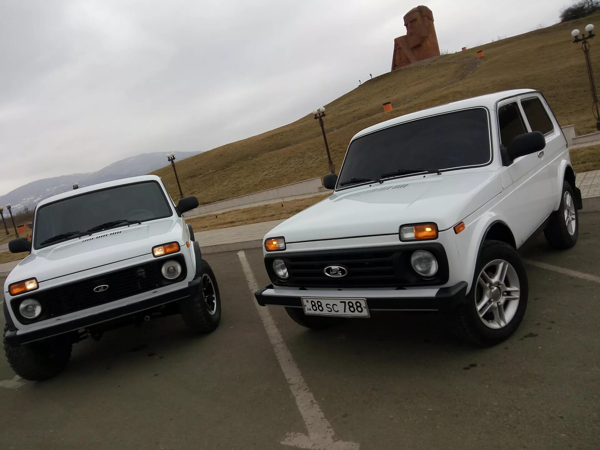 Нива новая белая фото Фотки с Бронто - Lada 4x4 3D, 1,7 л, 2001 года фотография DRIVE2