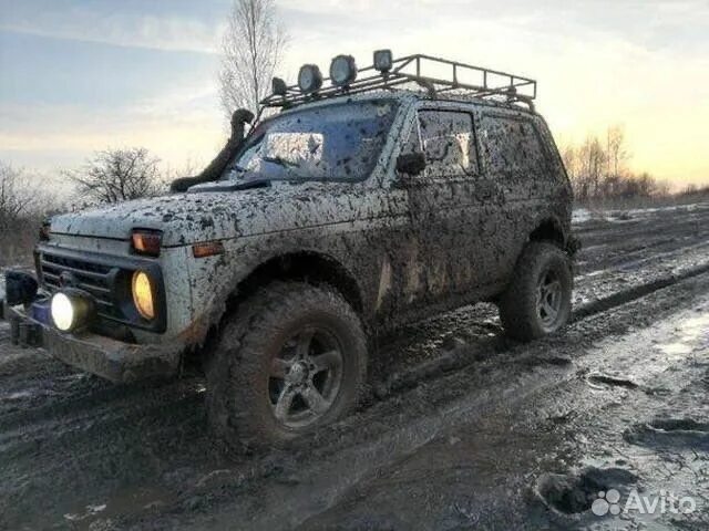 Нива офф роуд фото Выездная техпомощь, буксировка, шиномонтаж в Ижевске Услуги Авито
