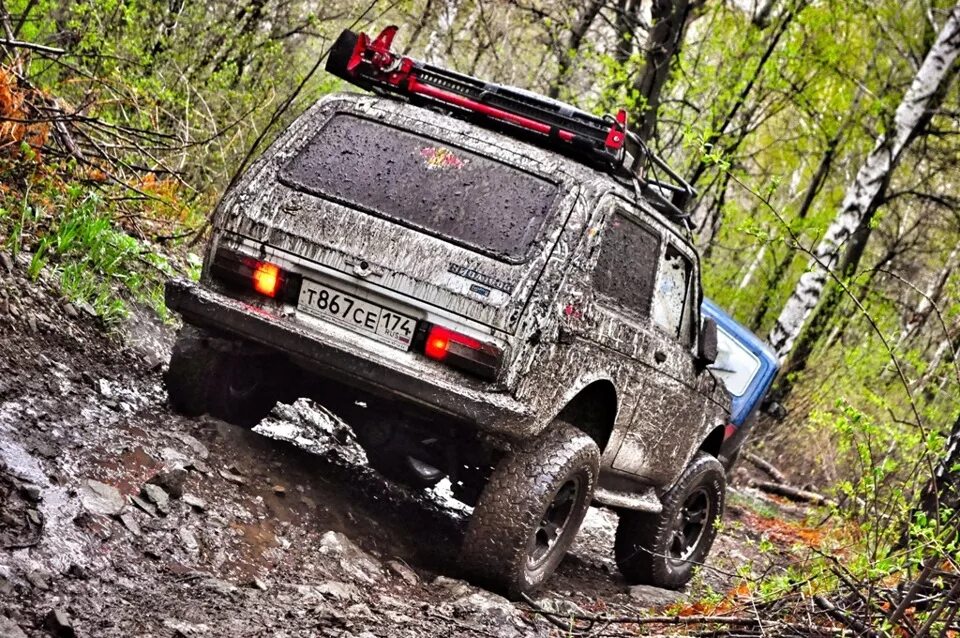 Нива оффроуд фото Автопробег в честь 70 летия Великой Победы! - Lada 4x4 3D, 1,6 л, 1987 года пока
