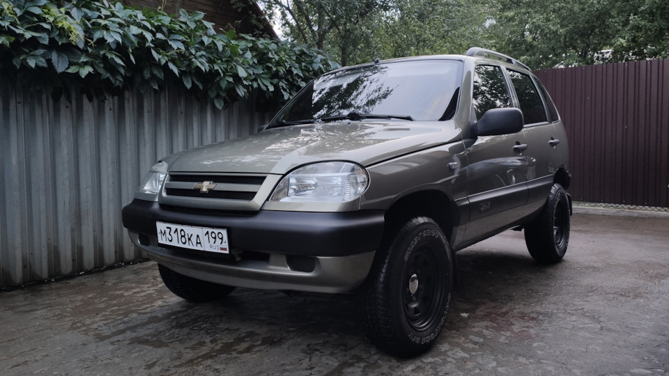 Нива отзывы владельцев с фото Chevrolet Niva 1.7 бензиновый 2008 Раритет на DRIVE2