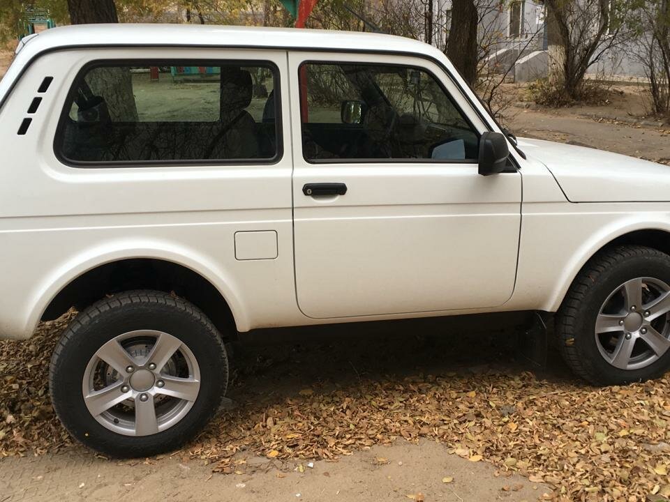 Нива отзывы владельцев с фото Купить б/у Lada (ВАЗ) 2121 (4x4) I Рестайлинг (2020) 1.7 MT (83 л.с.) 4WD бензин