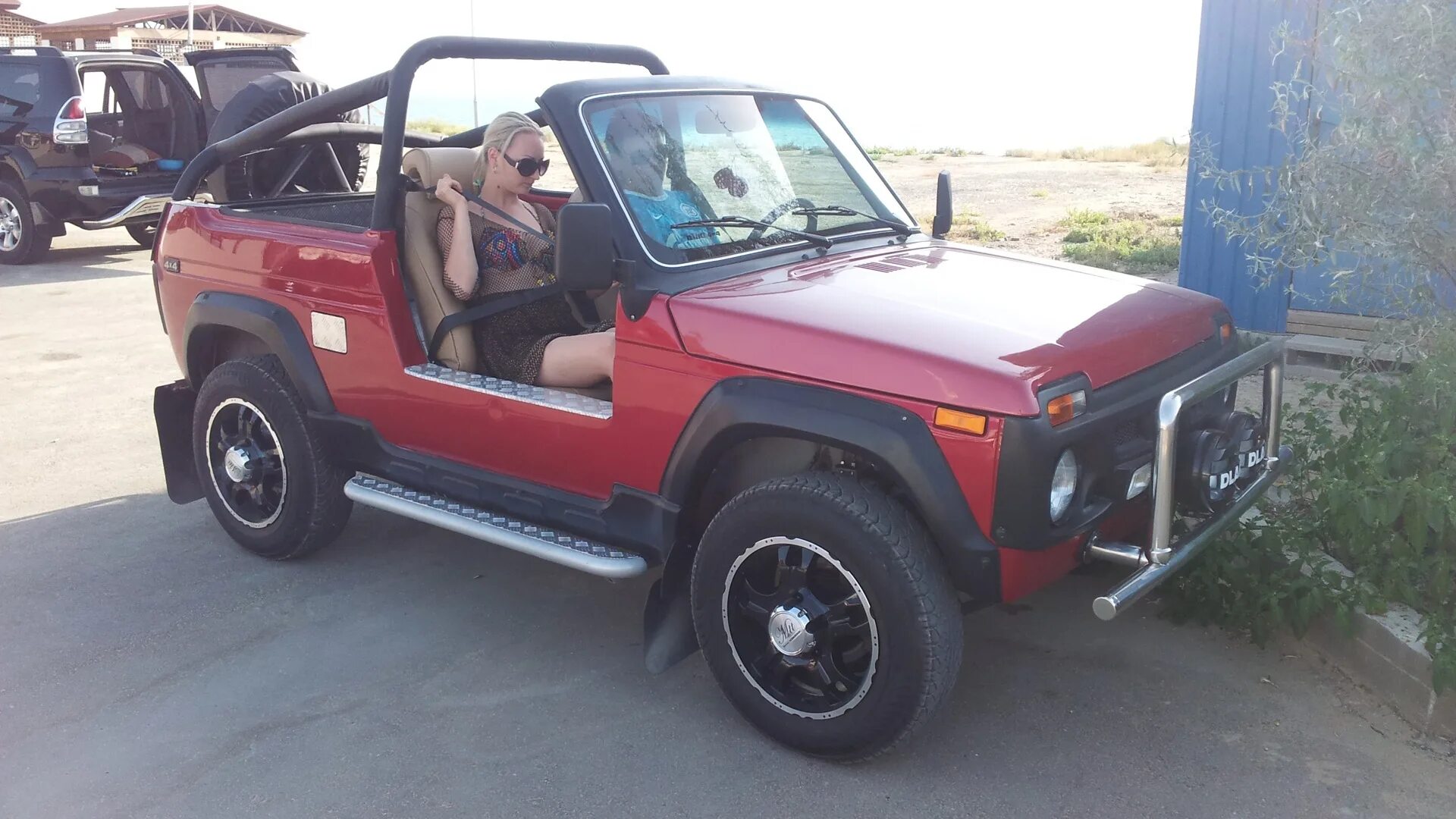 Нива переделка фото Lada 4x4 3D 1.7 бензиновый 1996 кабрио-лето продается на DRIVE2