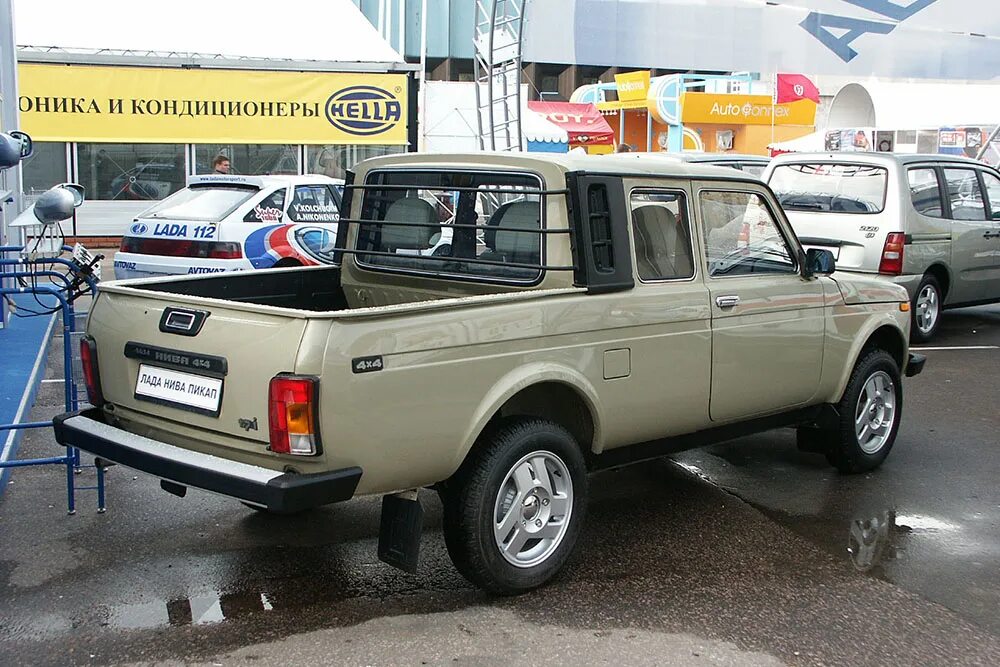 Нива пикап фото Возобновилось производство пикапов на базе внедорожника Lada 4x4 - Российская га