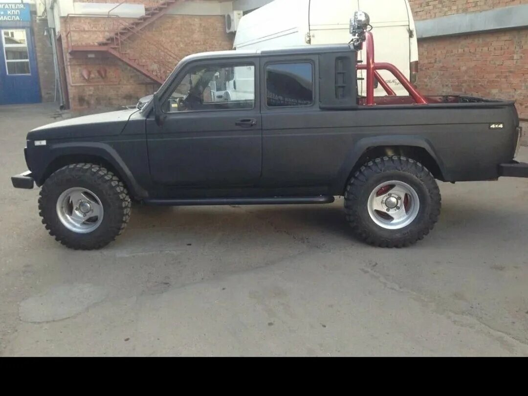 Нива пикап тюнинг Купить б/у Lada (ВАЗ) 2329 1995-2019 1.7 MT (79 л.с.) 4WD бензин механика в Милл