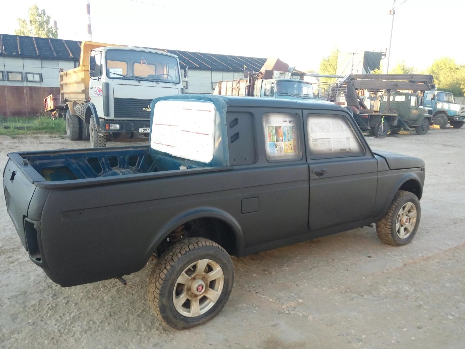 Нива пикап тюнинг кузова Грунтование и покраска - Lada 2329, 1,7 л, 2008 года своими руками DRIVE2
