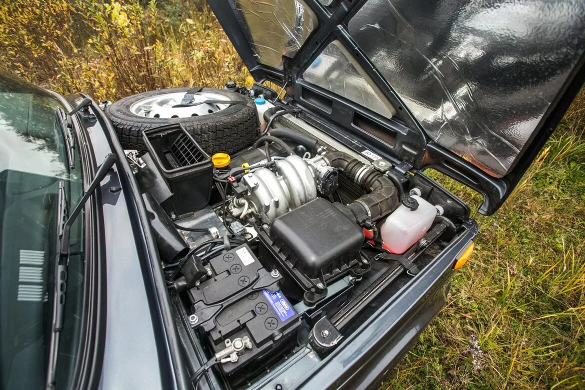 Нива под капотом фото Тест-драйв Lada 4x4 Urban 5D: нужна ли сегодня в России "Нива"? - Журнал Движок.