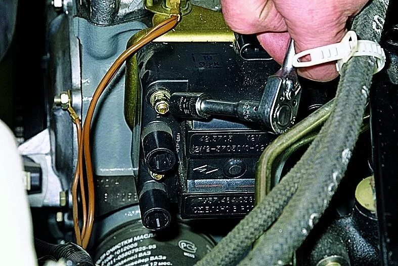 Нива подключение проводов зажигания Модуль зажигания и его заменя - Lada 4x4 3D, 1,7 л, 2003 года поломка DRIVE2