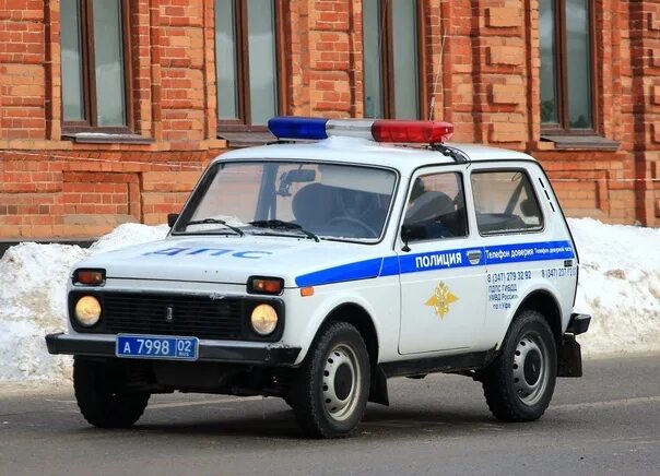 Нива полиция фото Raid Disabled 2 minutes on foot or 5 thousand rubles? From October 17 to 20, 202