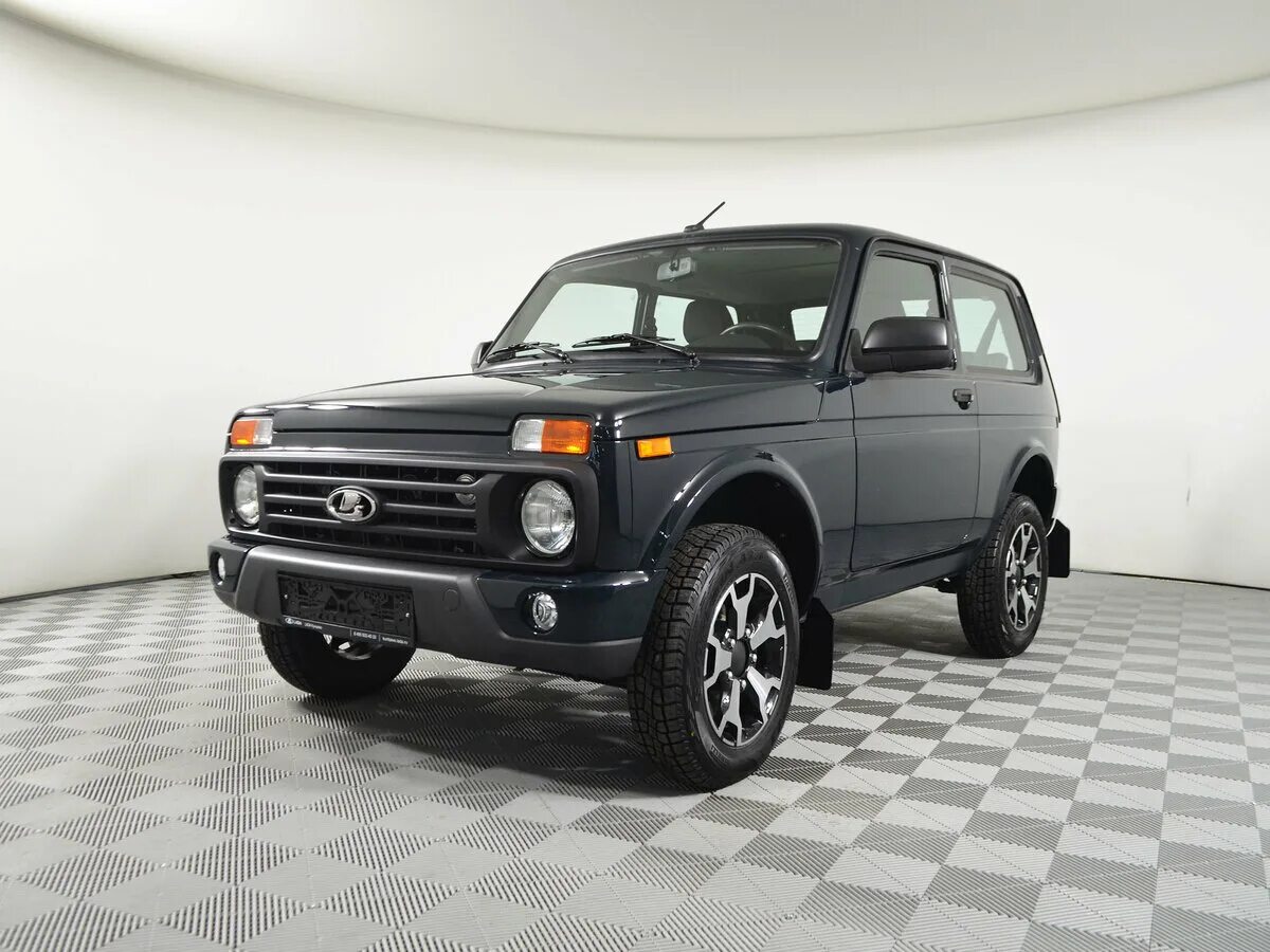 Нива последняя модель фото цена Купить новый Lada (ВАЗ) Niva Legend 2021-2024 Euro-2 1.7 MT (83 л.с.) 4WD бензин