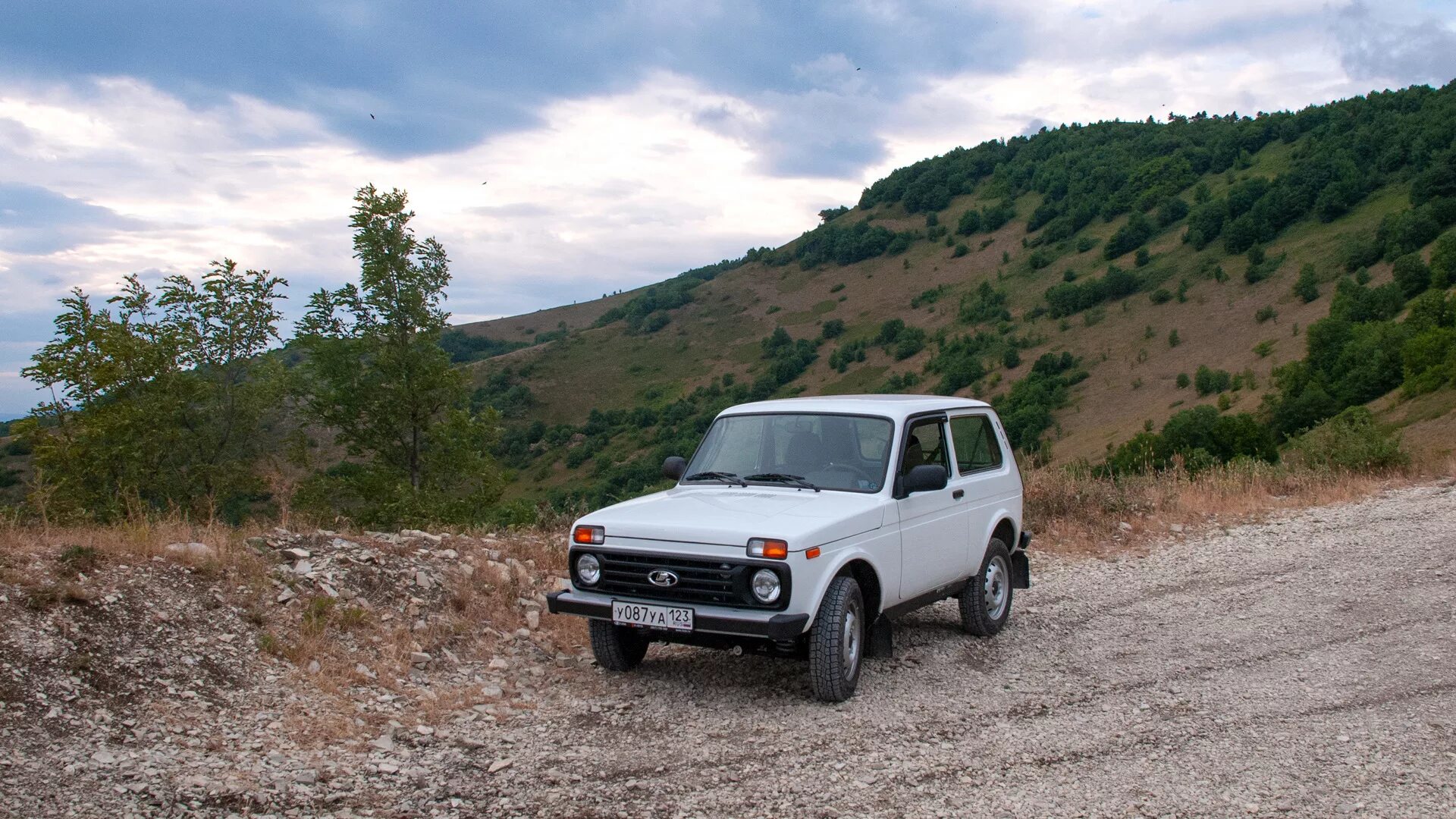 Нива природа фото Первый выезд в горы - Lada 4x4 3D, 1,7 л, 2018 года покатушки DRIVE2