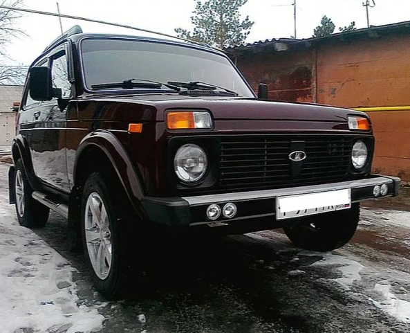 Нива противотуманки фото Модуль дальнего света Hella 1K0 247 043-037 D 90мм Performance (H1, FF) 24V, 3 8
