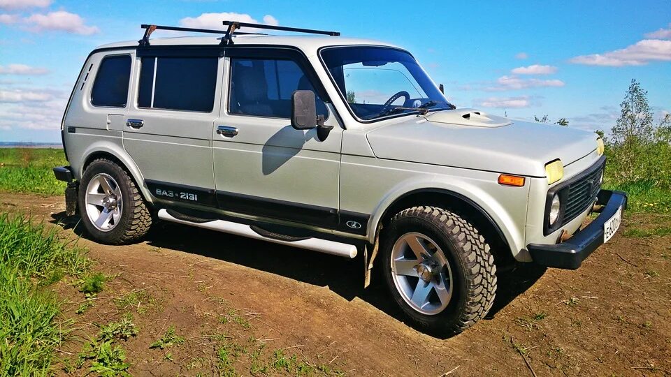 Нива пятидверка тюнинг Новая резина. Contyre Expedition 21565 R16 - Lada 4x4 5D, 1,8 л, 2004 года шины