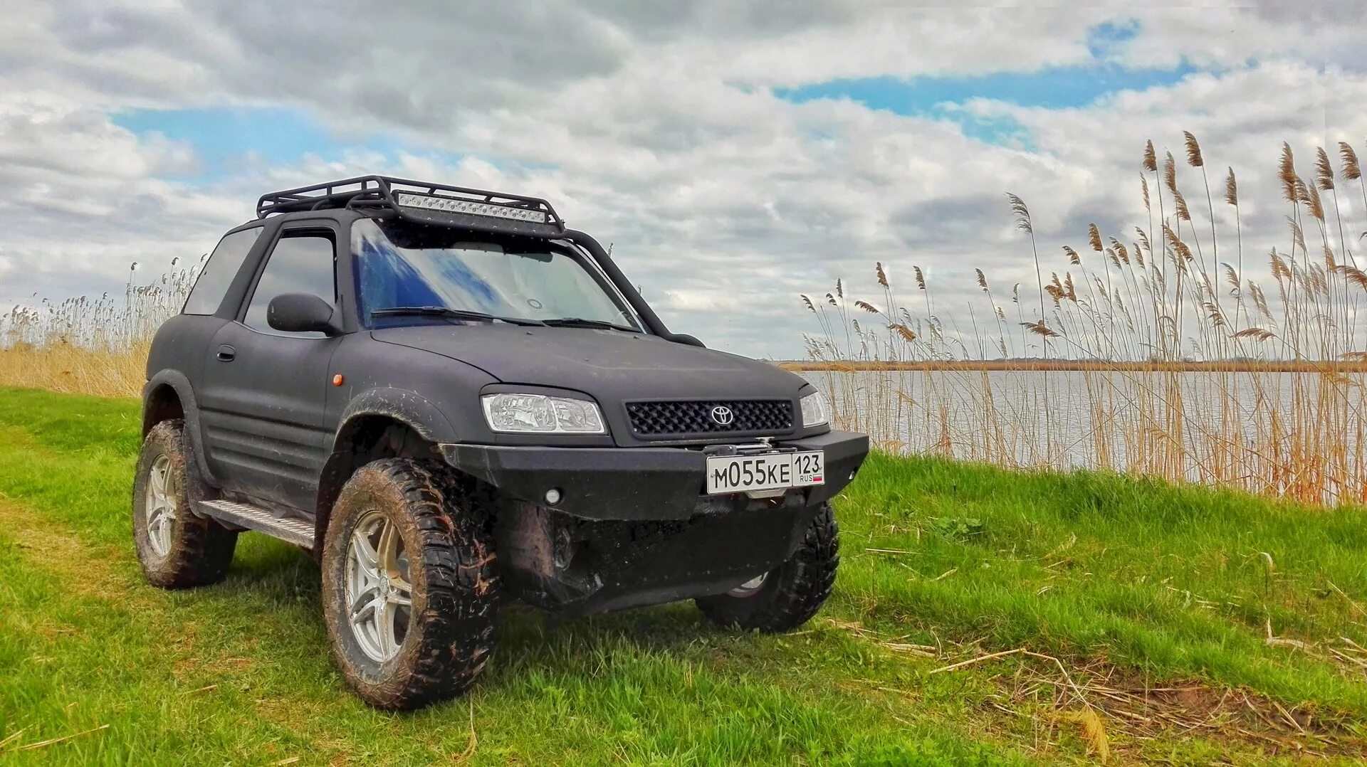 Нива рав 4 фото В естественных условиях - Toyota RAV4 (I), 2 л, 1999 года фотография DRIVE2
