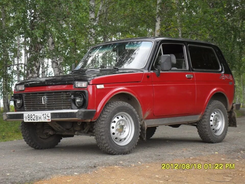 Нива с черной крышей фото Старые фото нивы (первые шаги) - Lada 4x4 3D, 1,7 л, 1996 года фотография DRIVE2