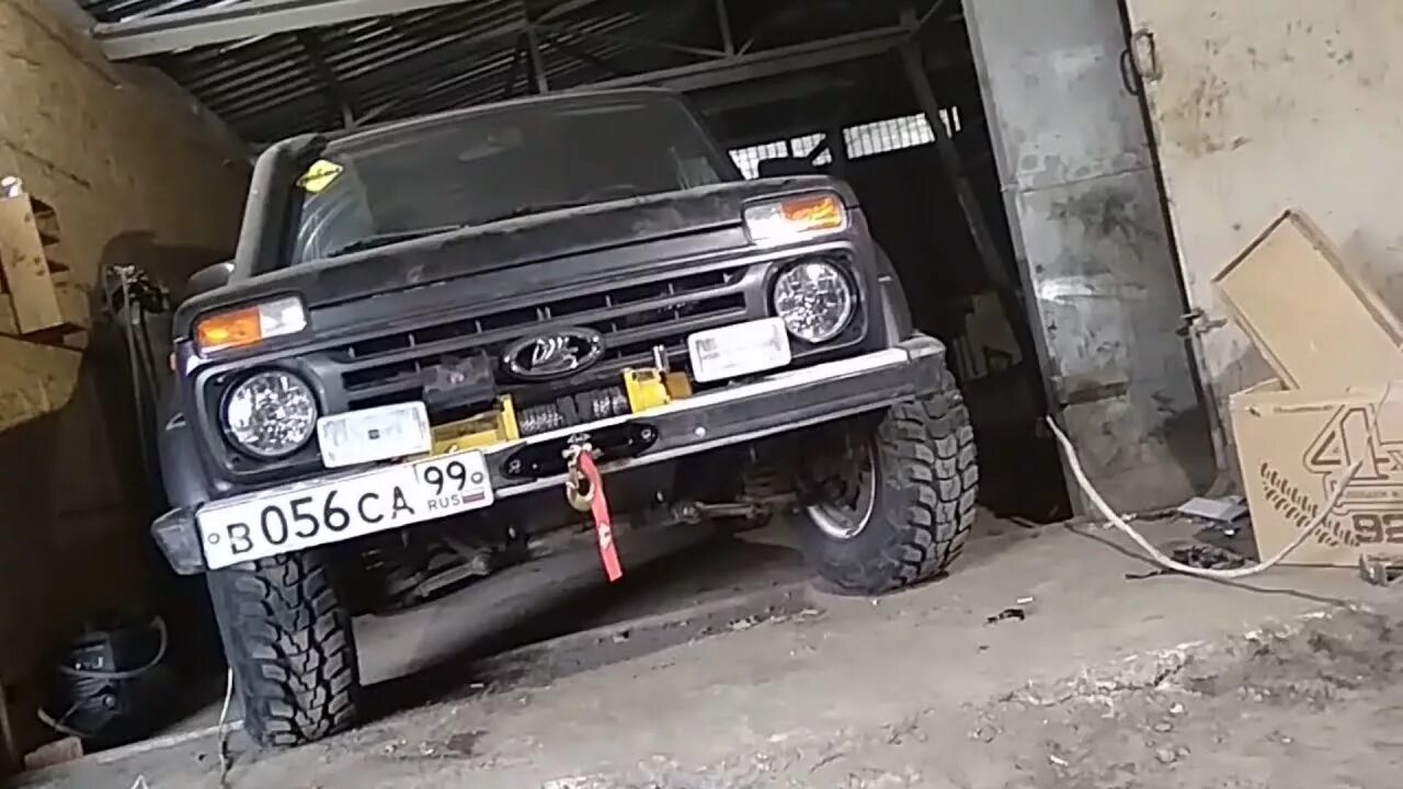 Нива с лебедкой фото Установка лебедки в штатный бампер Нива - YouTube