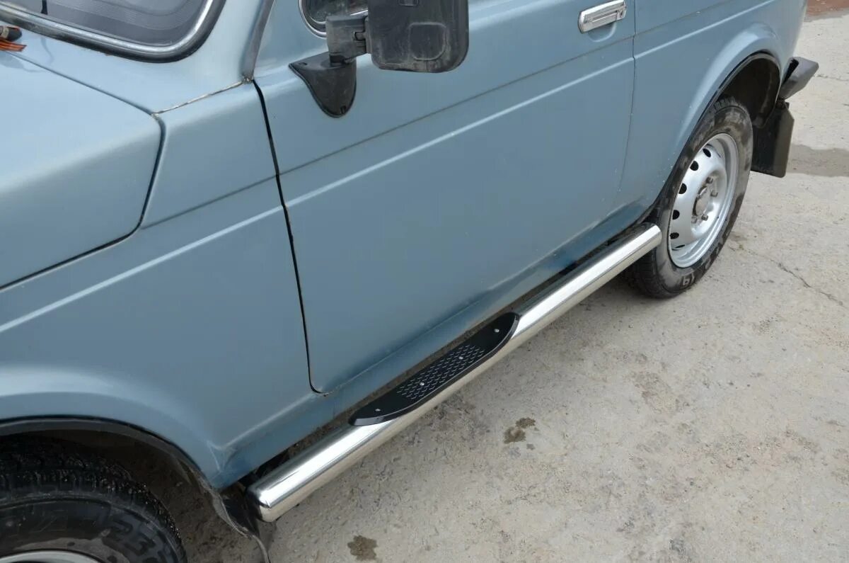 Нива с порогами фото Пороги труба с проступью для автомобиля LADA Niva 2121, Россия CVNV.21.93 .Купит