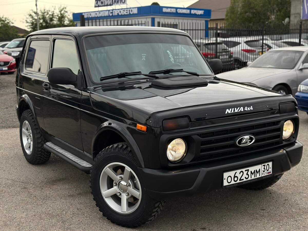 Нива с пробегом цена фото Купить б/у Lada (ВАЗ) 2121 (4x4) I Рестайлинг Urban 1.7 MT (83 л.с.) 4WD бензин 
