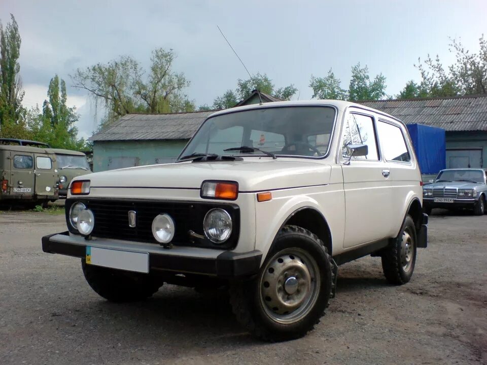 Нива сафари фото № 5 Фото Нивы - Lada 4x4 3D, 1,6 л, 1987 года фотография DRIVE2
