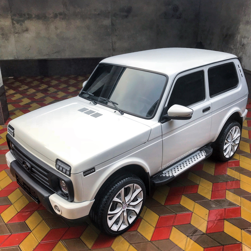 Нива серебристая тюнинг Запись, 12 января 2019 - Lada 4x4 3D, 1,7 л, 2017 года фотография DRIVE2