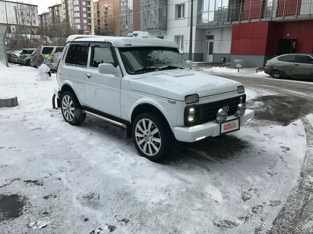 Нива серебристая тюнинг Купить б/у Lada (ВАЗ) 2121 (4x4) I Рестайлинг 1.7 MT (83 л.с.) 4WD бензин механи