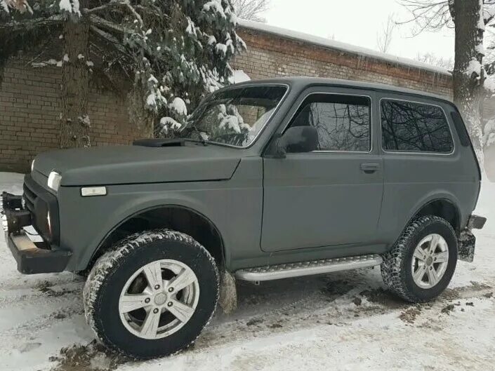 Нива серый цвет фото Купить б/у Lada (ВАЗ) 2121 (4x4) I Рестайлинг 1.7 MT (79 л.с.) 4WD бензин механи