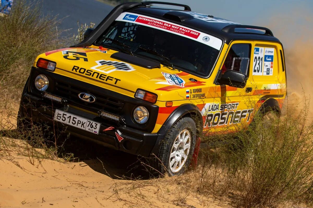 Нива шелковый путь фото LADA Sport ROSNEFT выходит на старт "Шелкового пути"