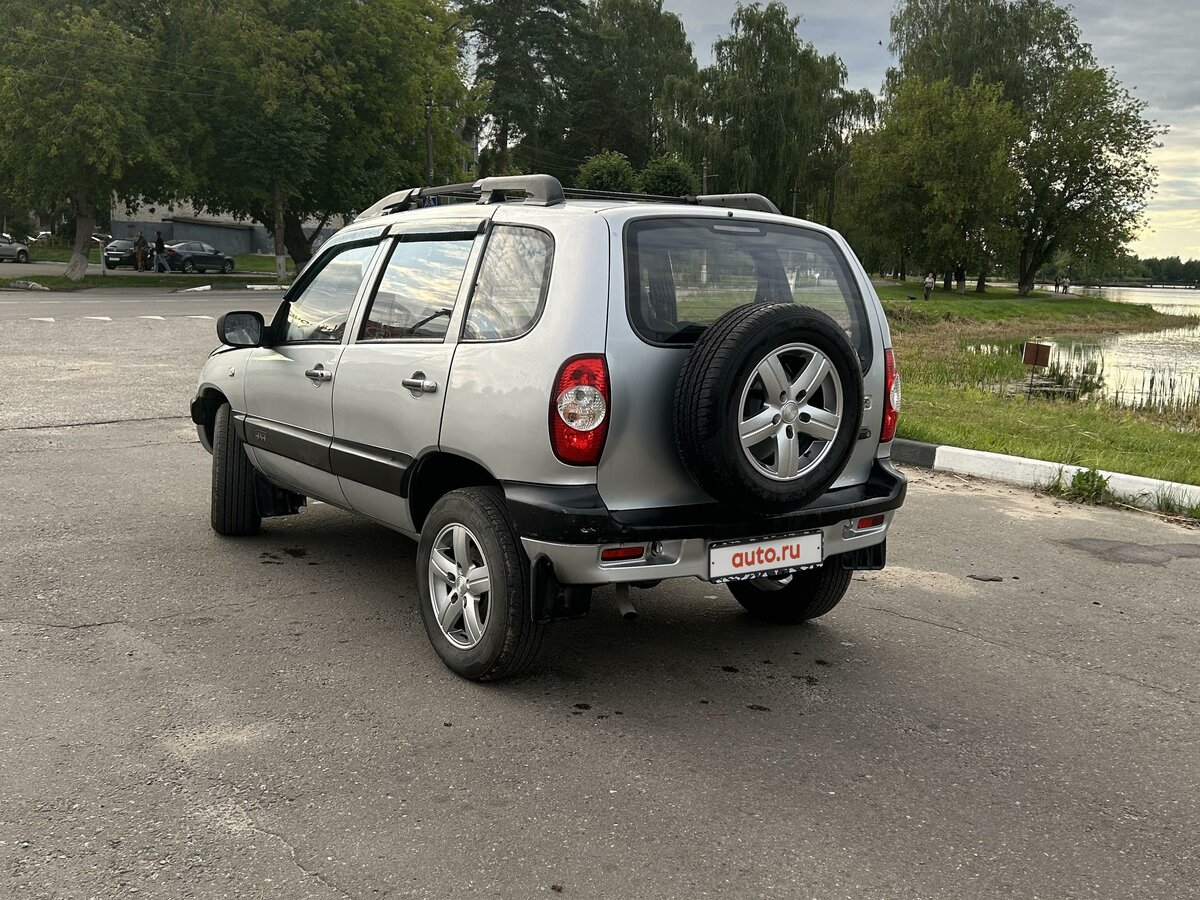 Нива шевроле 2004 года фото Купить б/у Chevrolet Niva I 1.7 MT (80 л.с.) 4WD бензин механика в Ногинске: сер