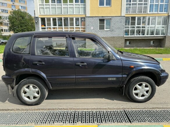 Нива шевроле 2004 года фото Купить б/у Chevrolet Niva I 1.7 MT (80 л.с.) 4WD бензин механика в Нижнем Новгор