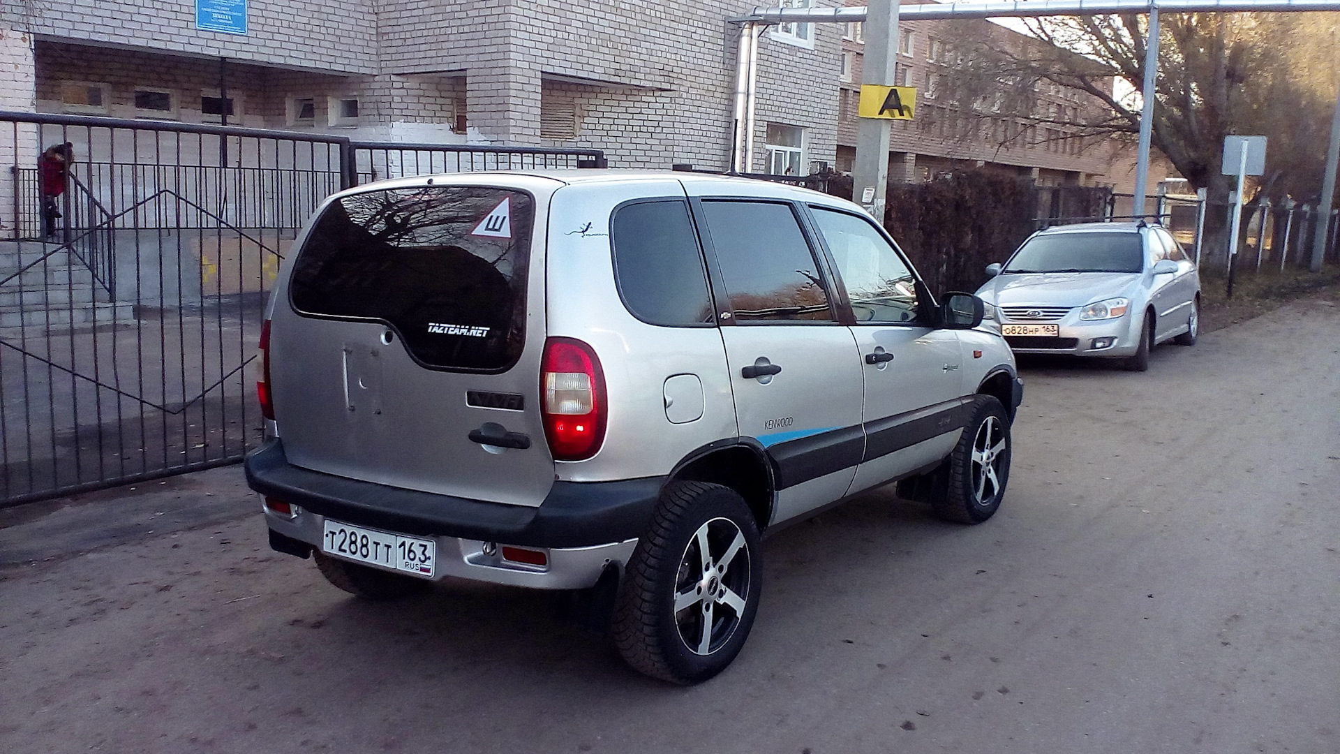 Нива шевроле 2004 тюнинг Chevrolet Niva 1.7 бензиновый 2004 quattro rocket на DRIVE2