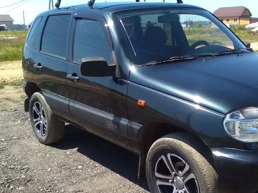 Нива шевроле 2008 фото Купить б/у Chevrolet Niva I 1.7 MT (80 л.с.) 4WD бензин механика в Грязях: чёрны