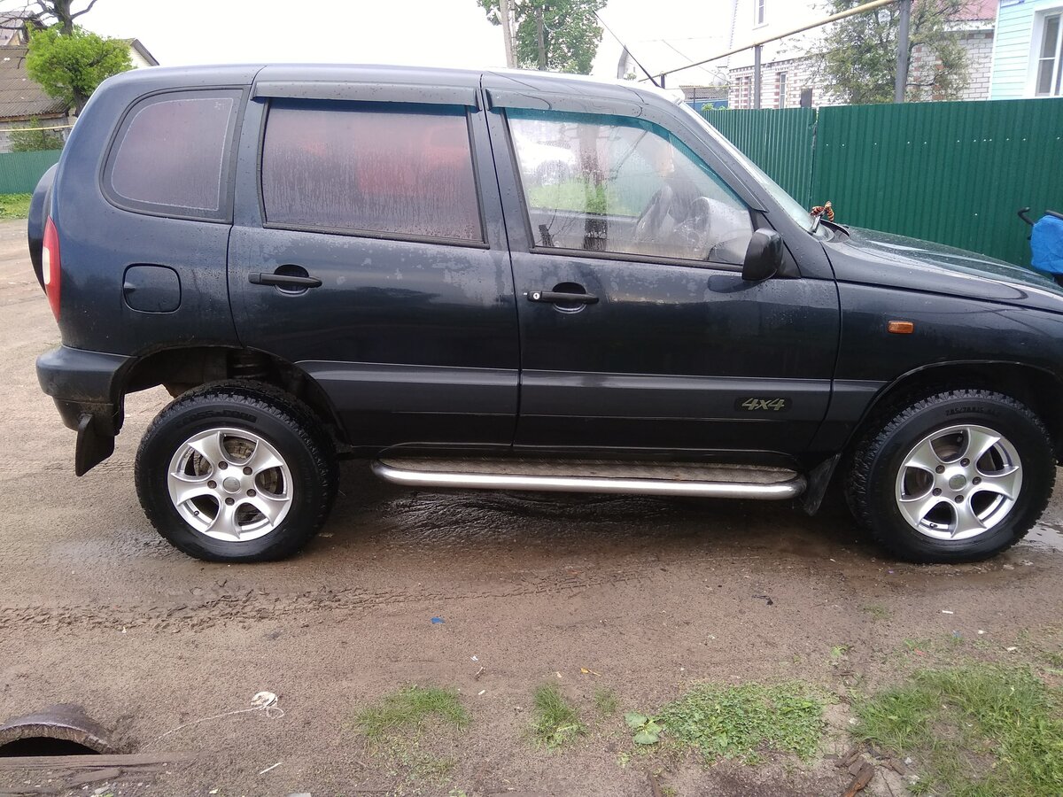 Нива шевроле 2008 года фото Купить б/у Chevrolet Niva I 1.7 MT (80 л.с.) 4WD бензин механика в Шумерле: чёрн