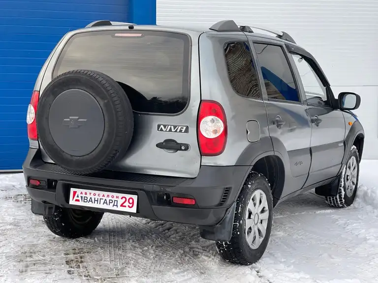 Нива шевроле 2010 фото Chevrolet Niva, 2010 - Автосалон Авангард 29 г. Вельск