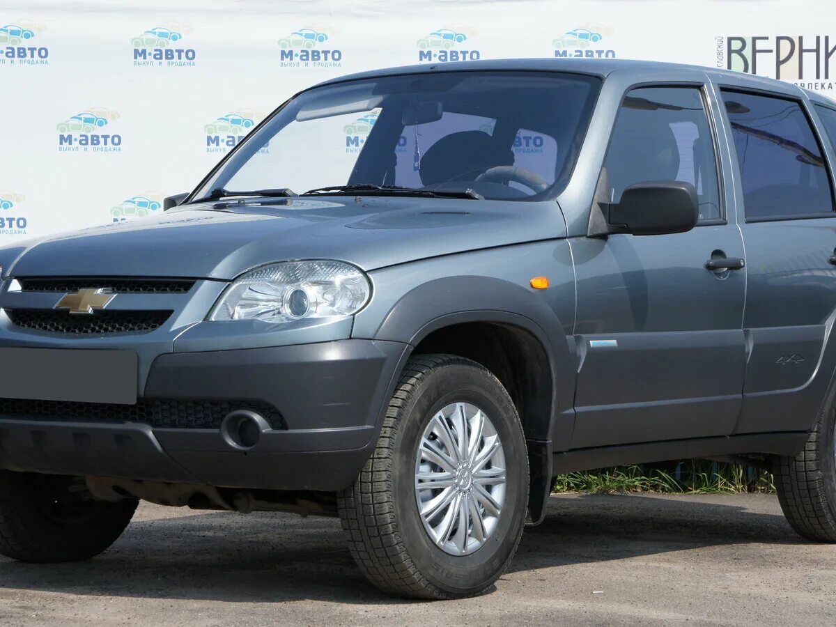 Нива шевроле 2010 фото Купить б/у Chevrolet Niva I Рестайлинг 1.7 MT (80 л.с.) 4WD бензин механика в Яр