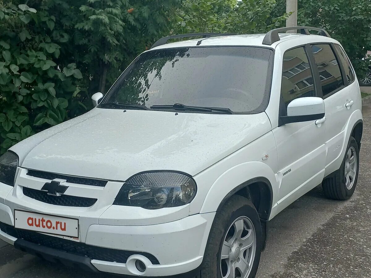 Нива шевроле 2010 фото Купить б/у Chevrolet Niva I Рестайлинг 1.7 MT (80 л.с.) 4WD бензин механика в Пе