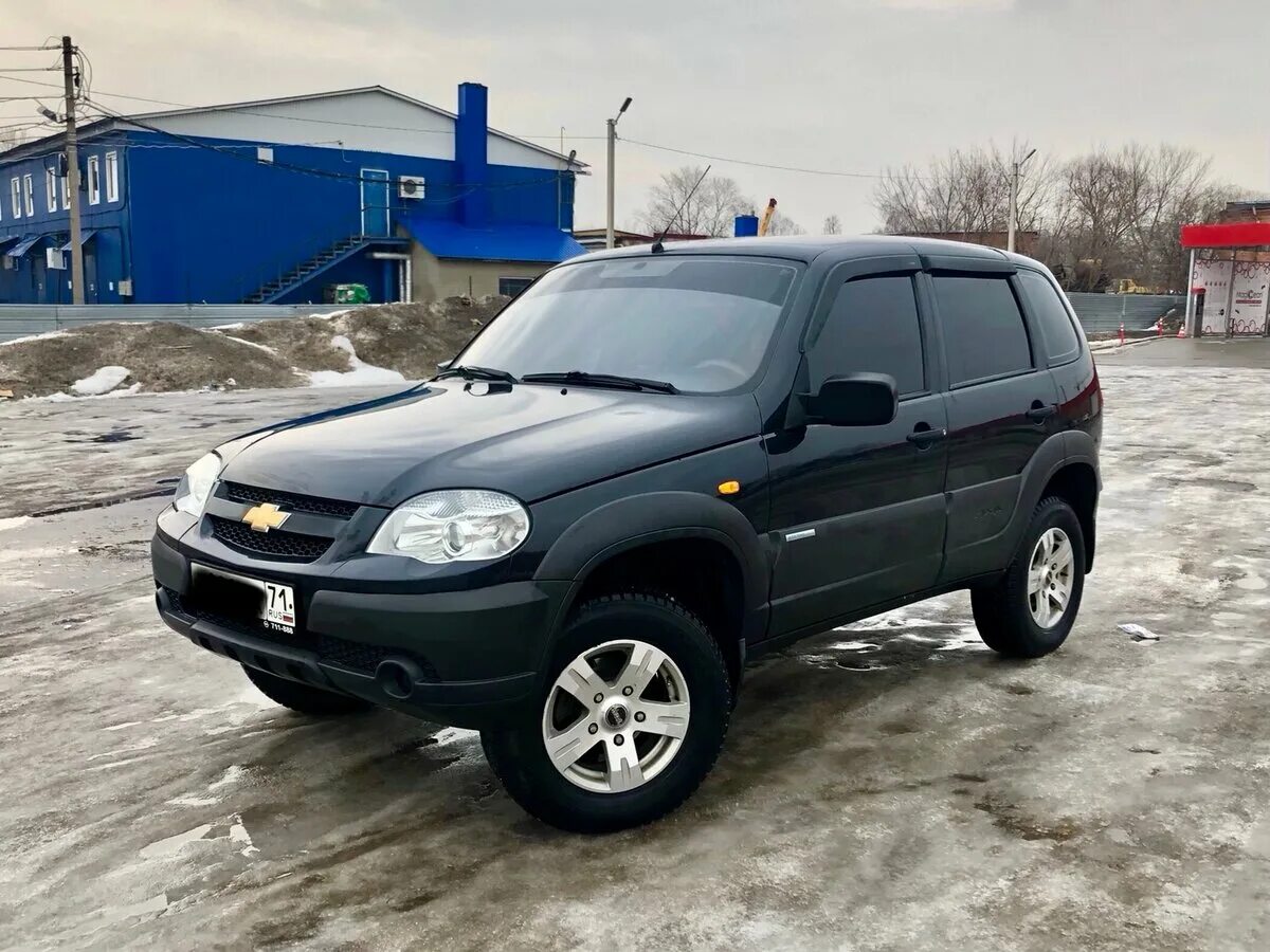 Нива шевроле 2010 фото Купить б/у Chevrolet Niva I Рестайлинг 1.7 MT (80 л.с.) 4WD бензин механика в Ту