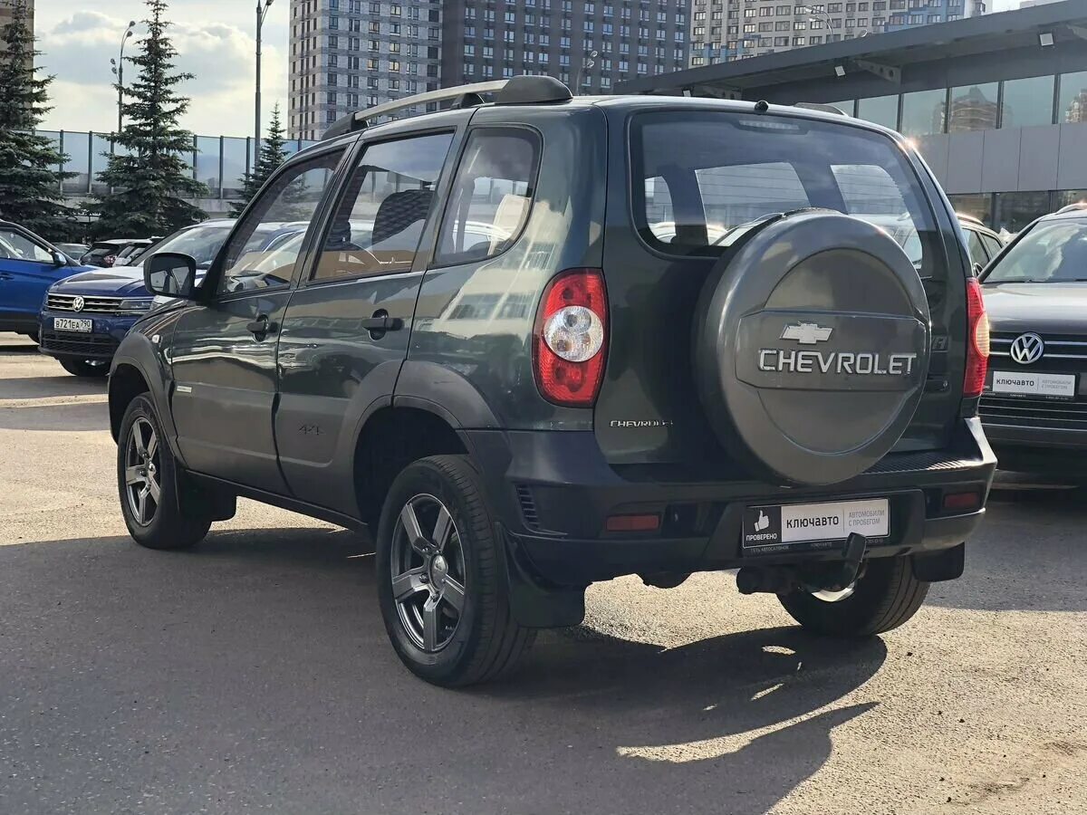 Нива шевроле 2013 года фото Купить б/у Chevrolet Niva I Рестайлинг 1.7 MT (80 л.с.) 4WD бензин механика в Мо