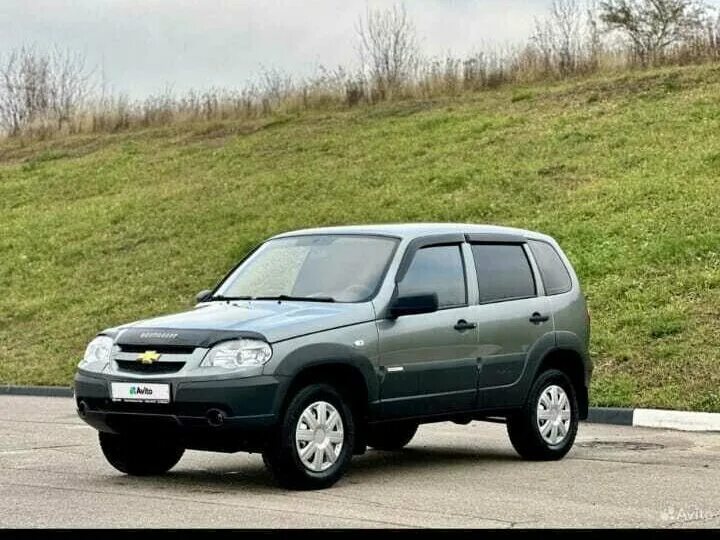 Нива шевроле 2013 года фото Купить б/у Chevrolet Niva I Рестайлинг 1.7 MT (80 л.с.) 4WD бензин механика в Ор
