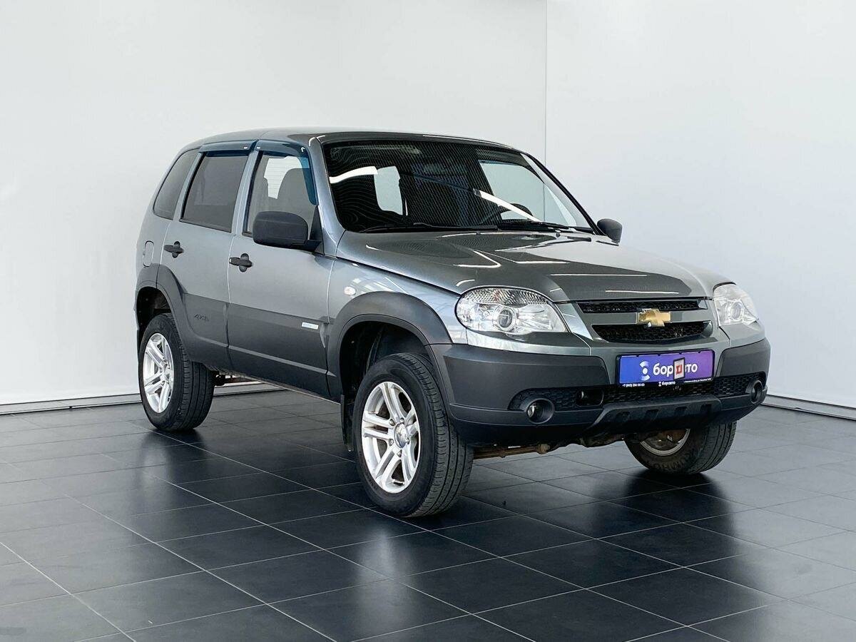 Нива шевроле 2014 фото Купить б/у Chevrolet Niva I Рестайлинг 1.7 MT (80 л.с.) 4WD бензин механика в Ро