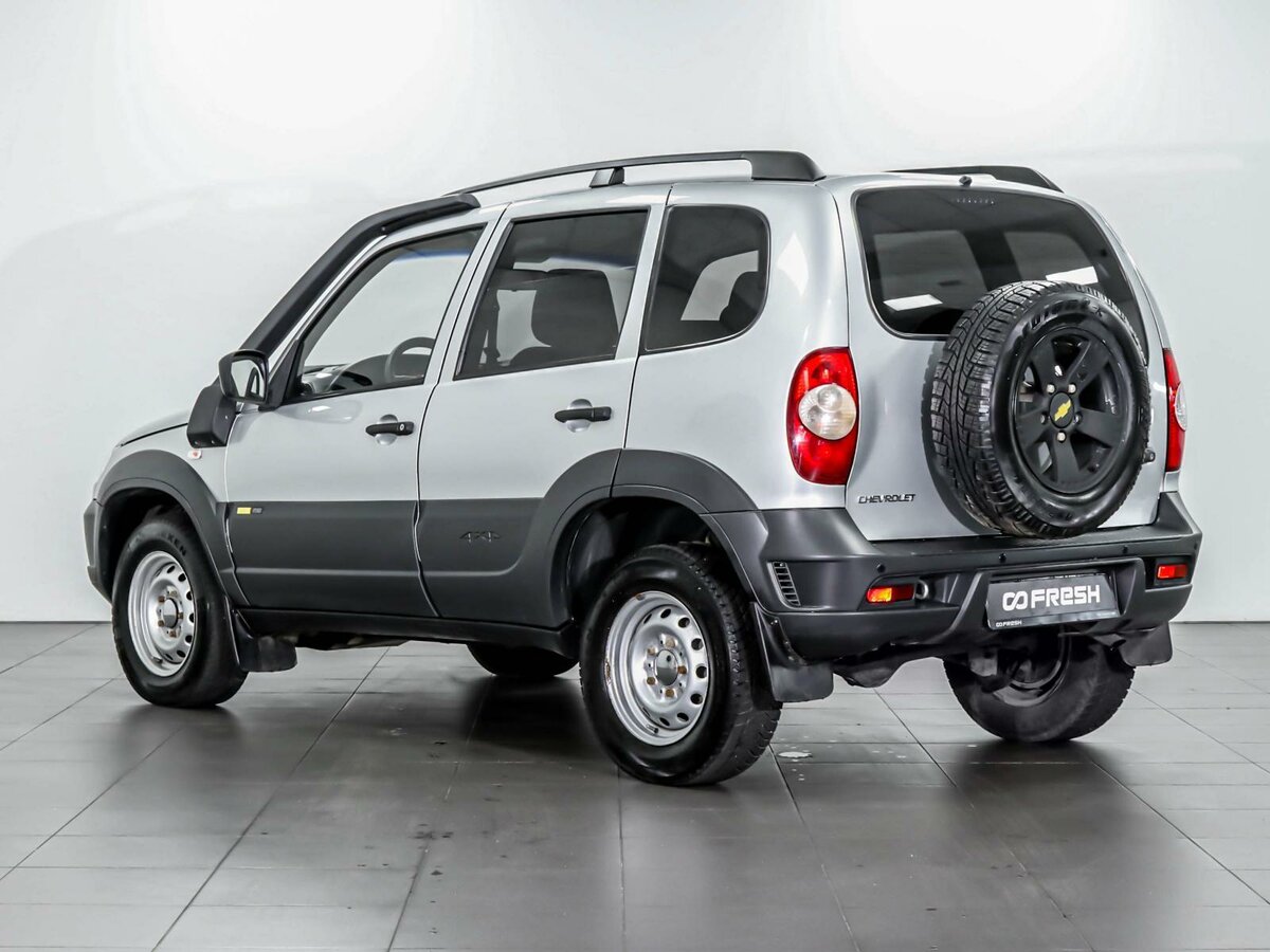 Нива шевроле 2017 год фото Купить б/у Chevrolet Niva I Рестайлинг 1.7 MT (80 л.с.) 4WD бензин механика в Ст