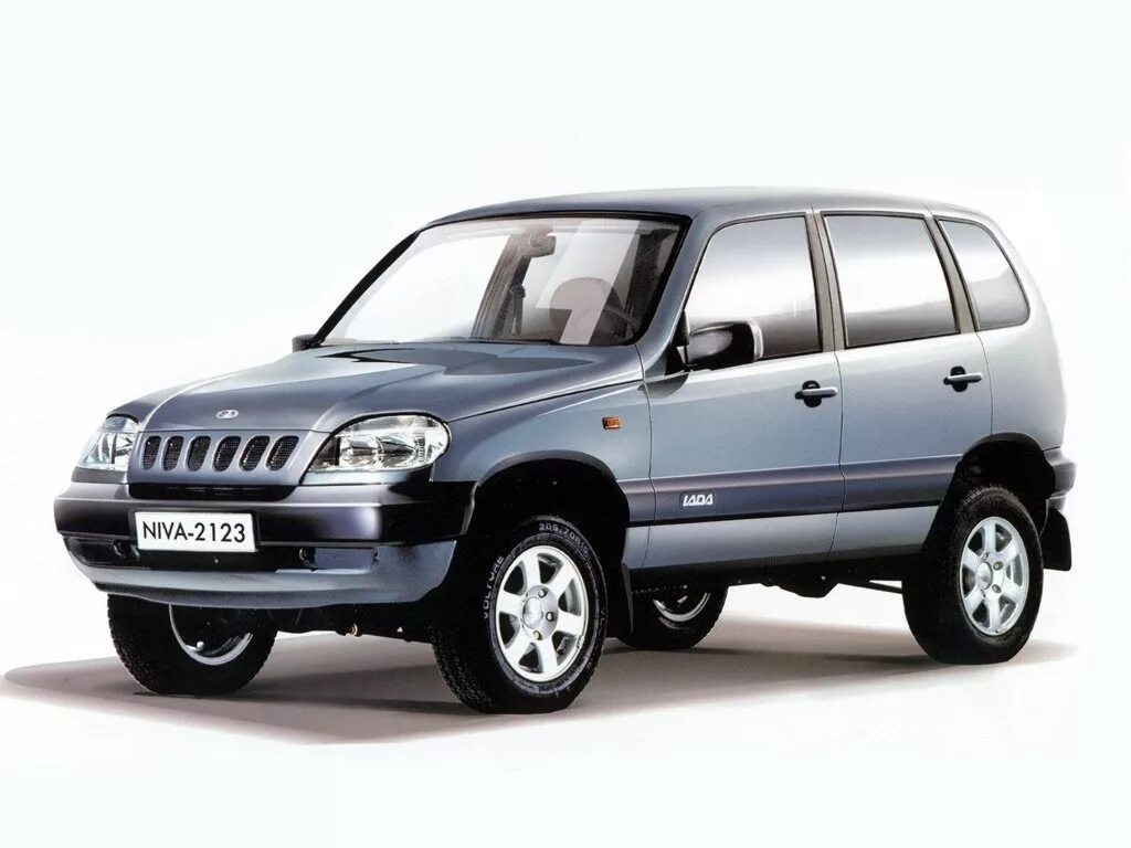 Нива шевроле 2123 фото Комплектации и цены Lada (ВАЗ) 2123 - Авто.ру