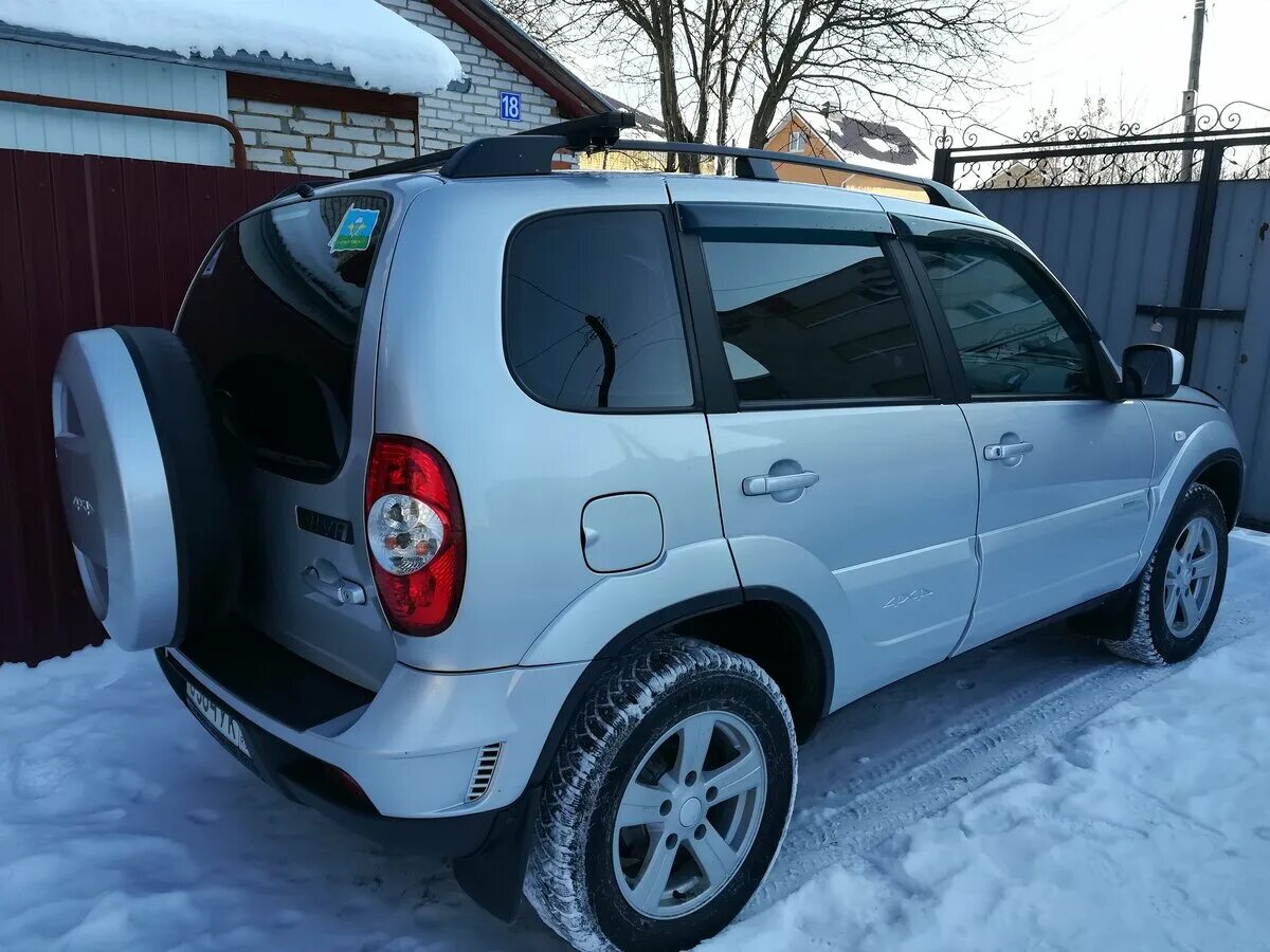 Нива шевроле б у фото Купить б/у Chevrolet Niva I Рестайлинг 1.7 MT (80 л.с.) 4WD бензин механика в Че