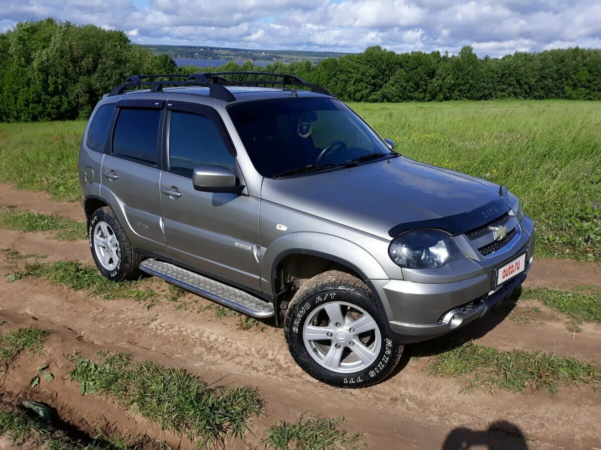 Нива шевроле б у фото Купить б/у Chevrolet Niva I Рестайлинг 1.7 MT (80 л.с.) 4WD бензин механика в Пе