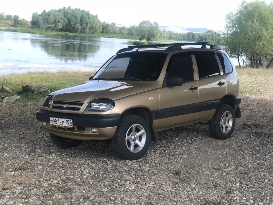Нива шевроле бертоне фото Просто обо всём за год. Bertone edition и всё всё всё) - Chevrolet Niva, 1,7 л, 