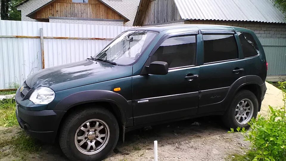 Нива шевроле бертоне фото Chevrolet Niva 1.7 бензиновый 2009 "Колхозница" от Bertone на DRIVE2