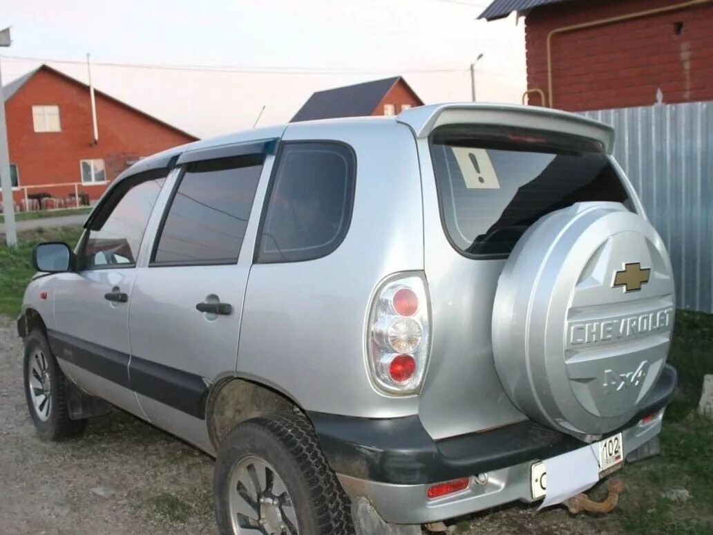 Нива шевроле бу фото Купить б/у Chevrolet Niva I 1.7 MT (80 л.с.) 4WD бензин механика в Уфе: серый Ше