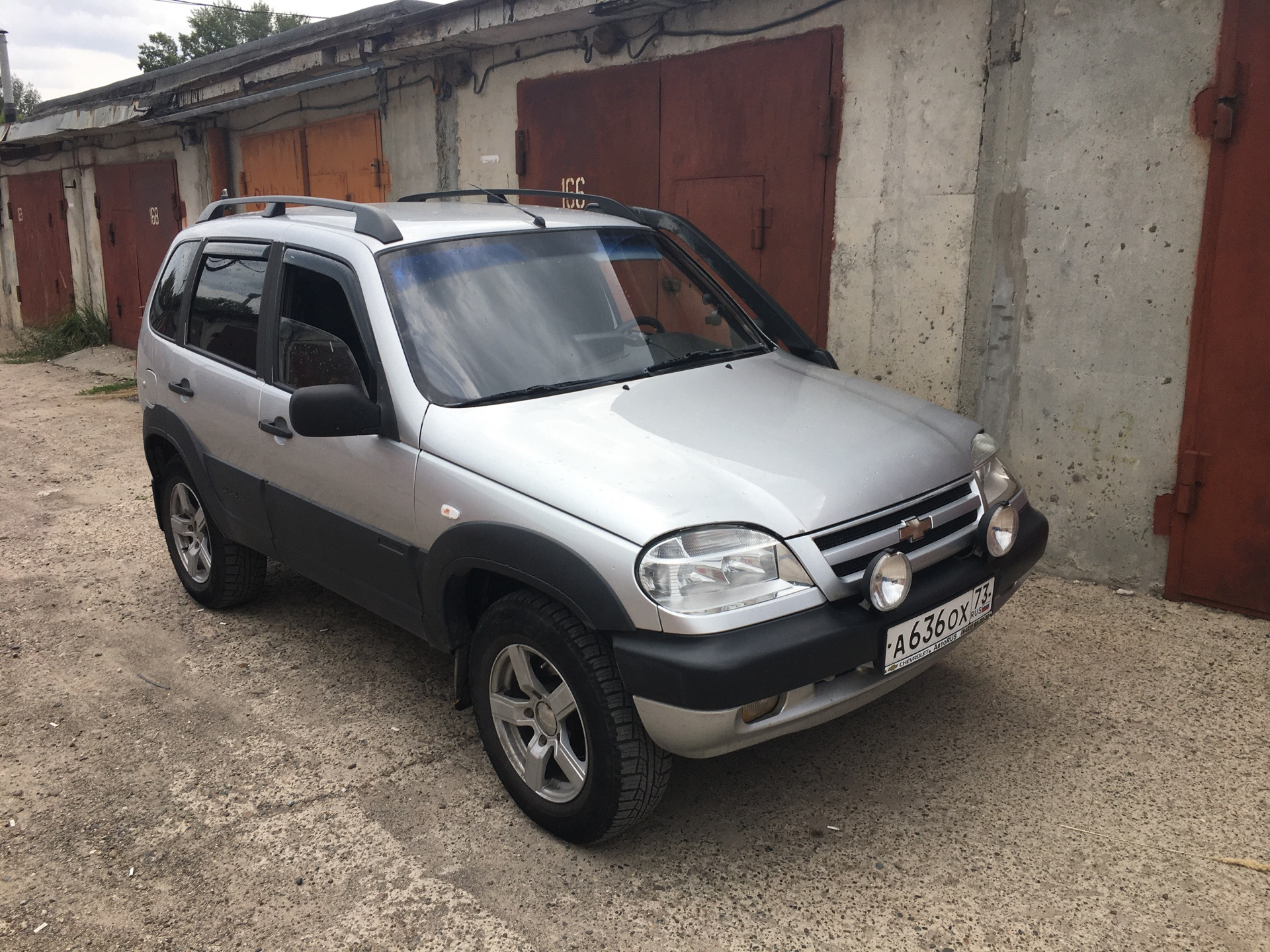 Нива шевроле бу фото Вот и до меня добралась бертонизация - Chevrolet Niva, 1,7 л, 2004 года стайлинг